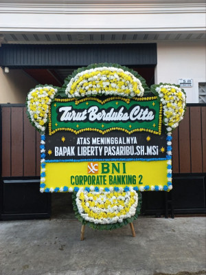 Papan Bunga Duka di Nanjung Wangi