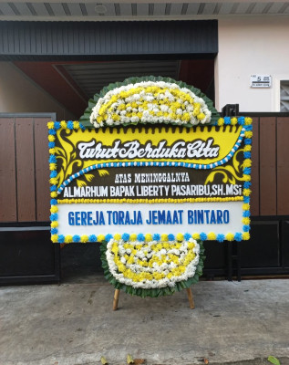 Papan Bunga Duka di Nanjung Wangi